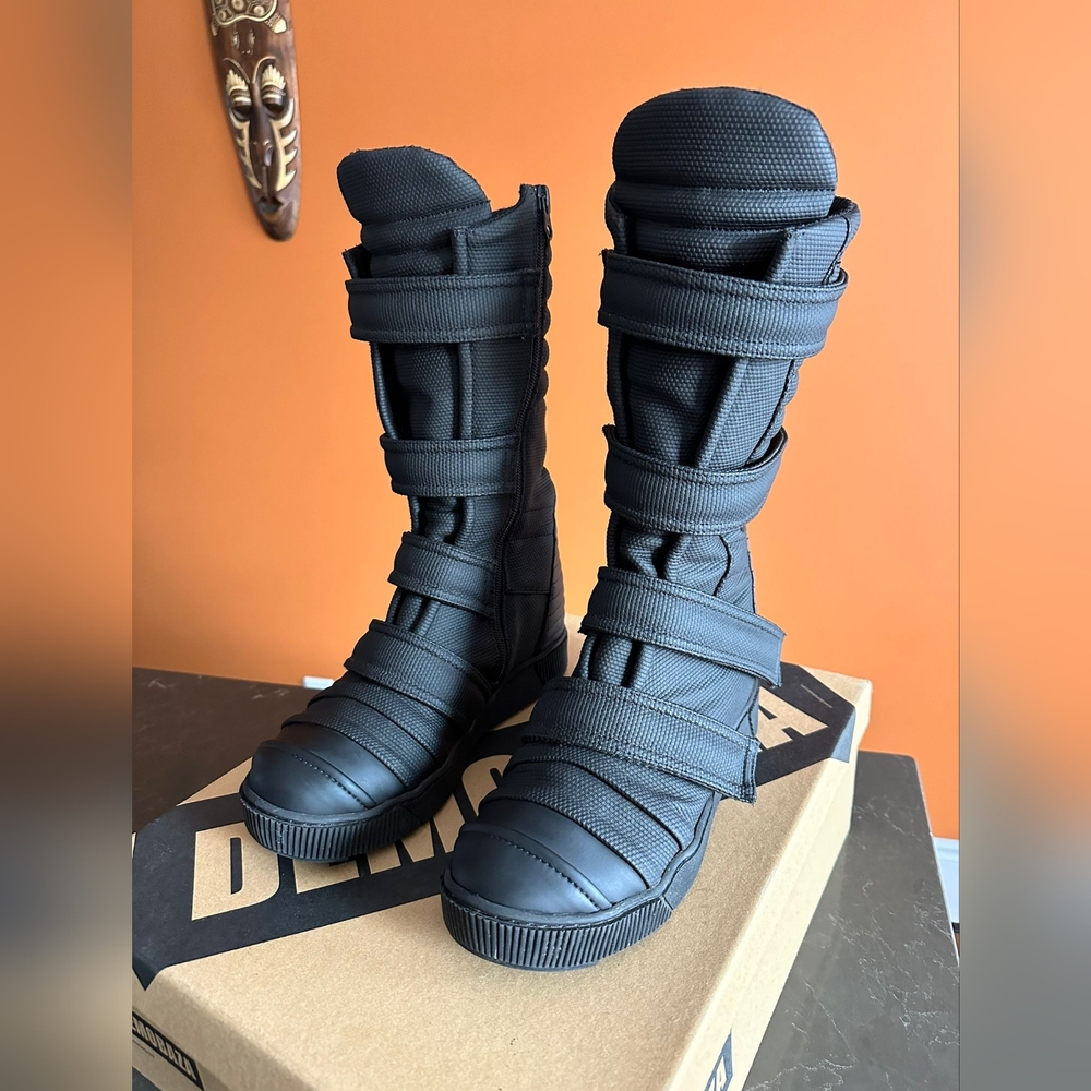 Demobaza Moon Rover Black